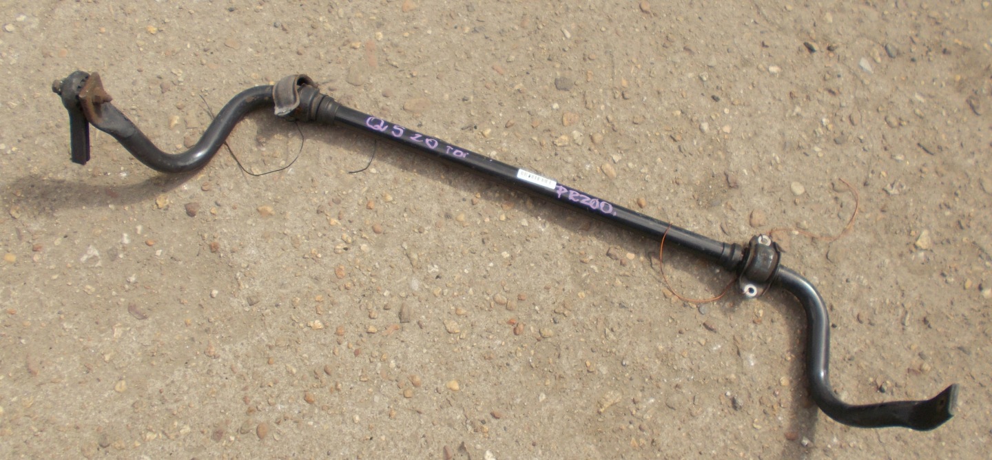 AUDI Q5 2.0 TDI 11R bar stabilizing front 8R0411309C