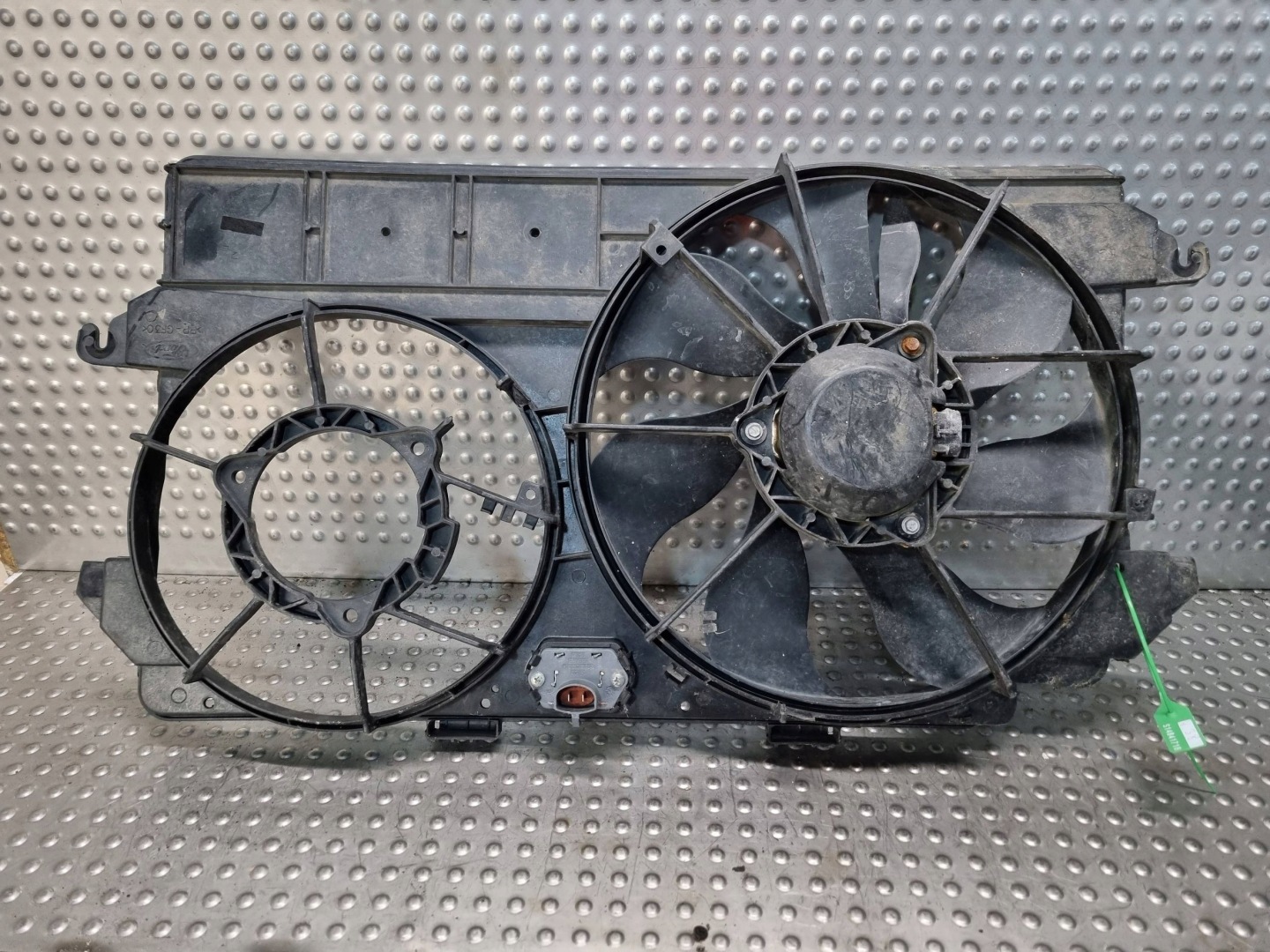 ventilátor chladiče 4T16-8C607-LA FORD TRANSIT CONNECT MK1