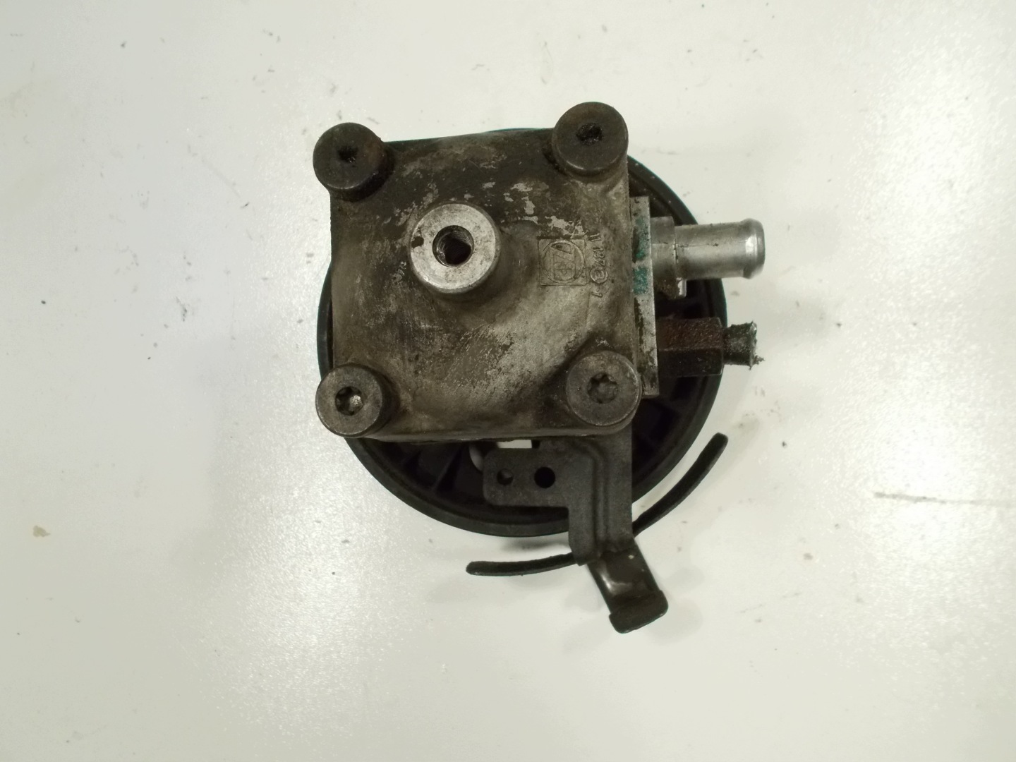 servo pump VOLVO S60 and V60 II S80 2.4 D. ZF original