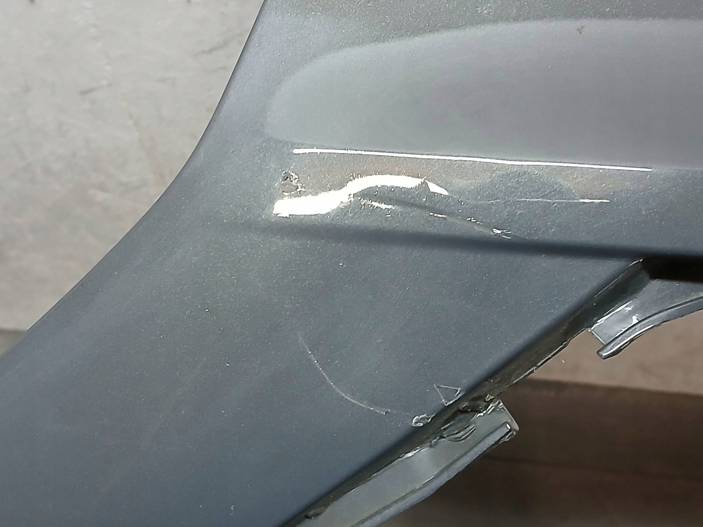 bumper front left corner AUDI Q2 81A