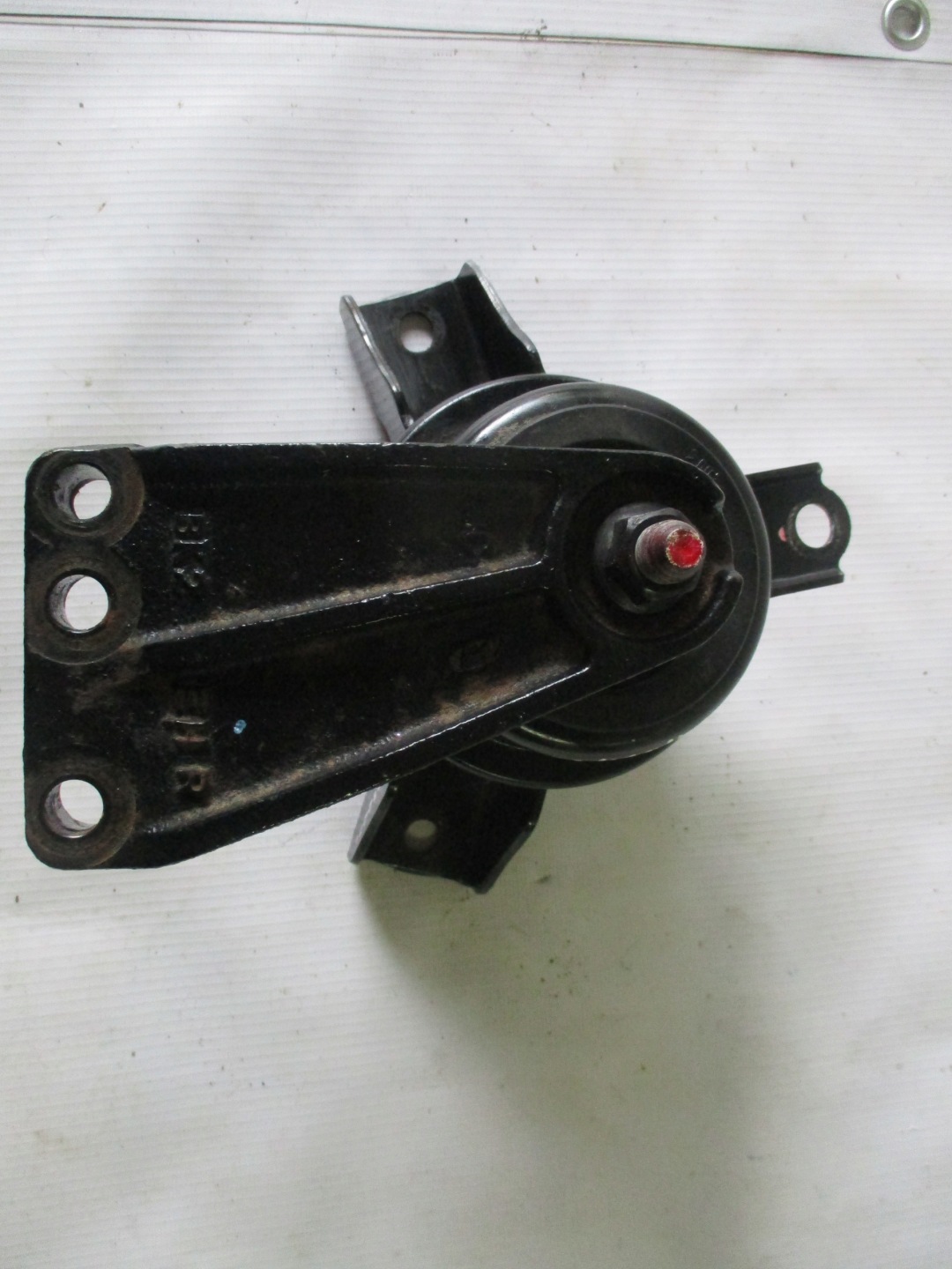 engine mount right Hyundai i20 1,2 petrol