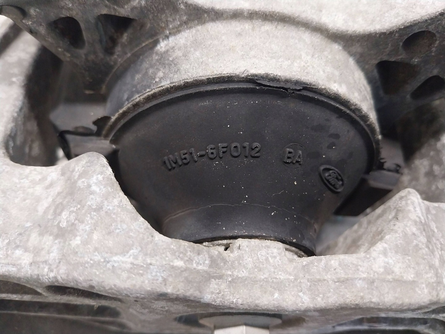 holder engine mount right 1M51-6F012-BA FORD FOCUS MK1 CONNECT 1.8TDCI