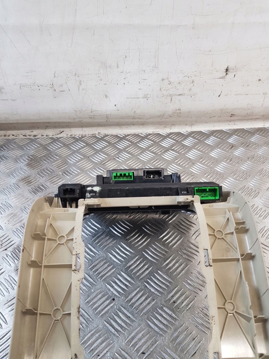 PANEL air conditioning devices frame display 31268336 VOLVO S80 II 07R