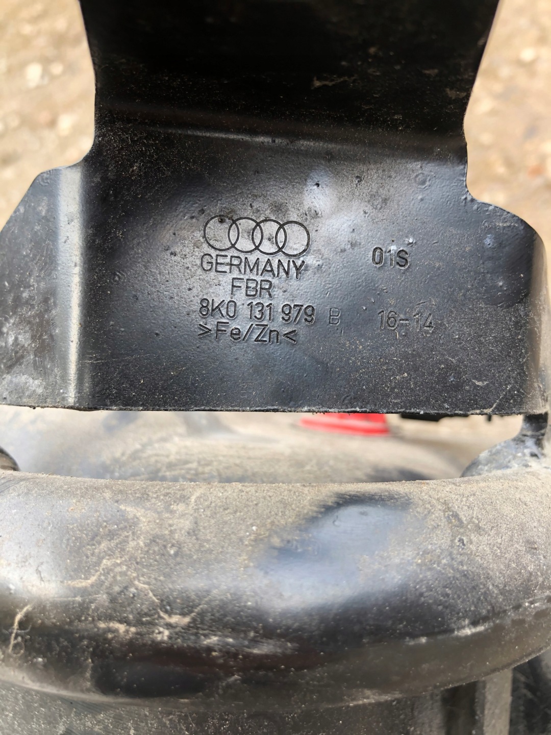 Behälter ADBLUE AUDI A4 B8 LIFT 8K0131979B
