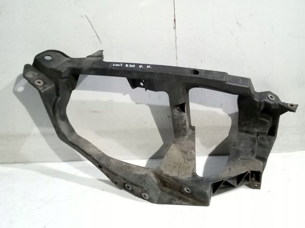 Mitsubishi Colt Z30 support panel for radiators okular right
