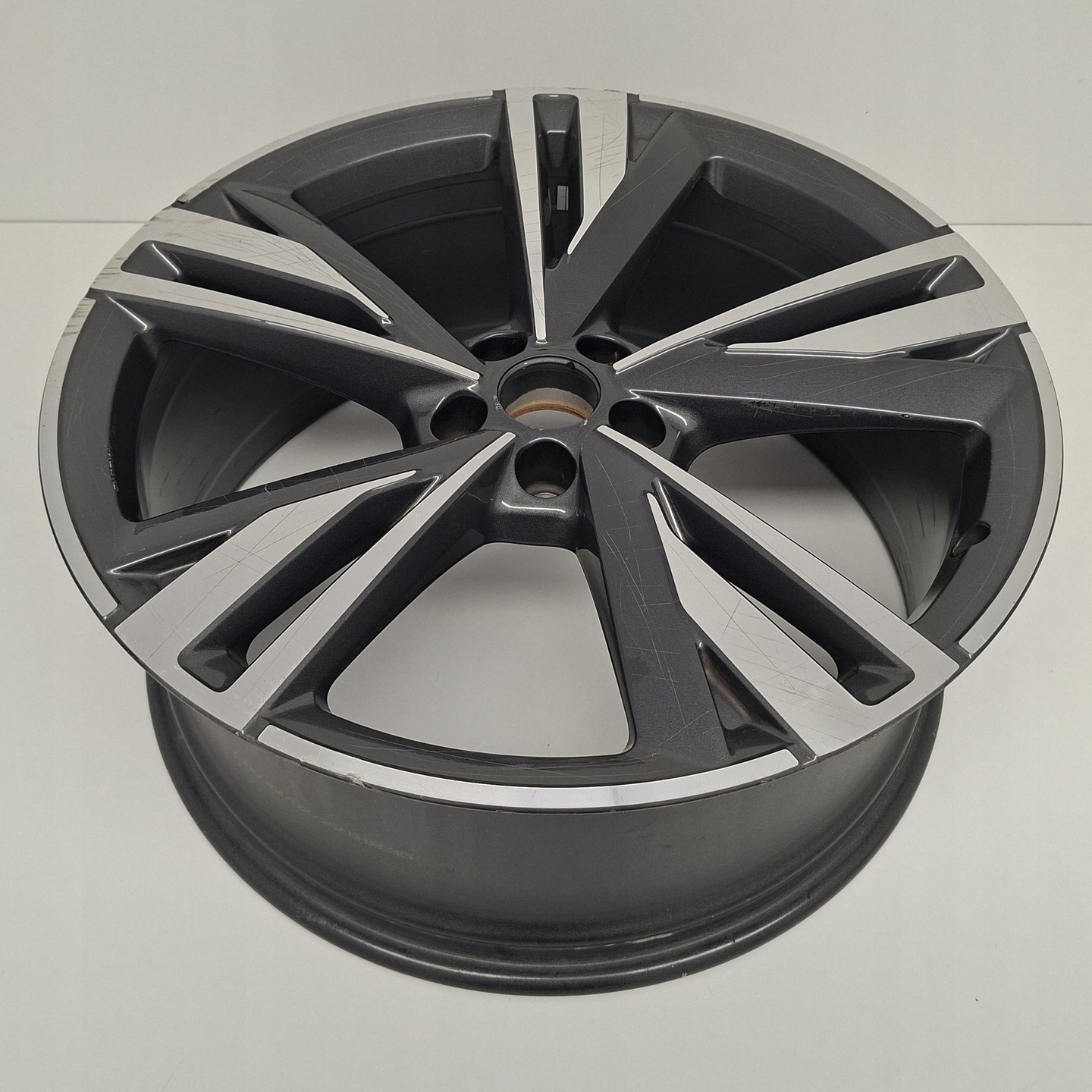 AUDI A6 ALLROAD 21" 4K9601025H disk hliníkový