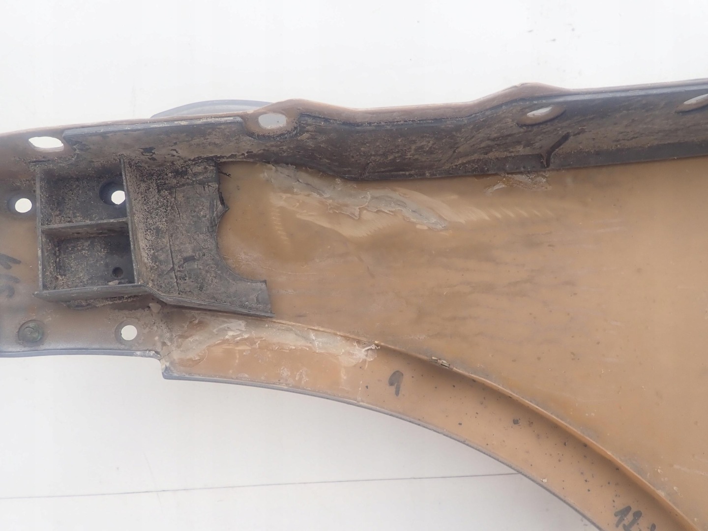 VW TOUAREG 7L 02-06 fender left front