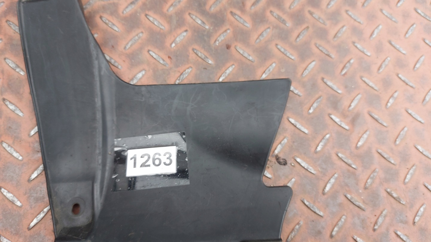 mudguard flap left front TOYOTA CAMRY 01-11 PREVIA 00-05