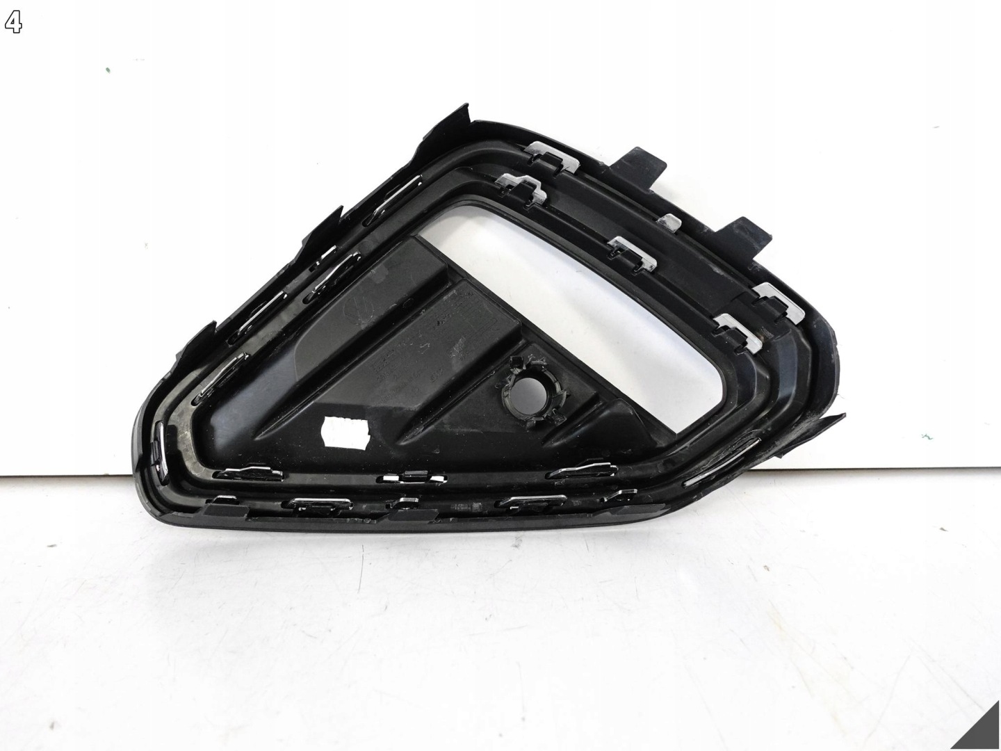 VW T-CROSS 2GM LIFT 23- grid grille intake W bumper right front PDC