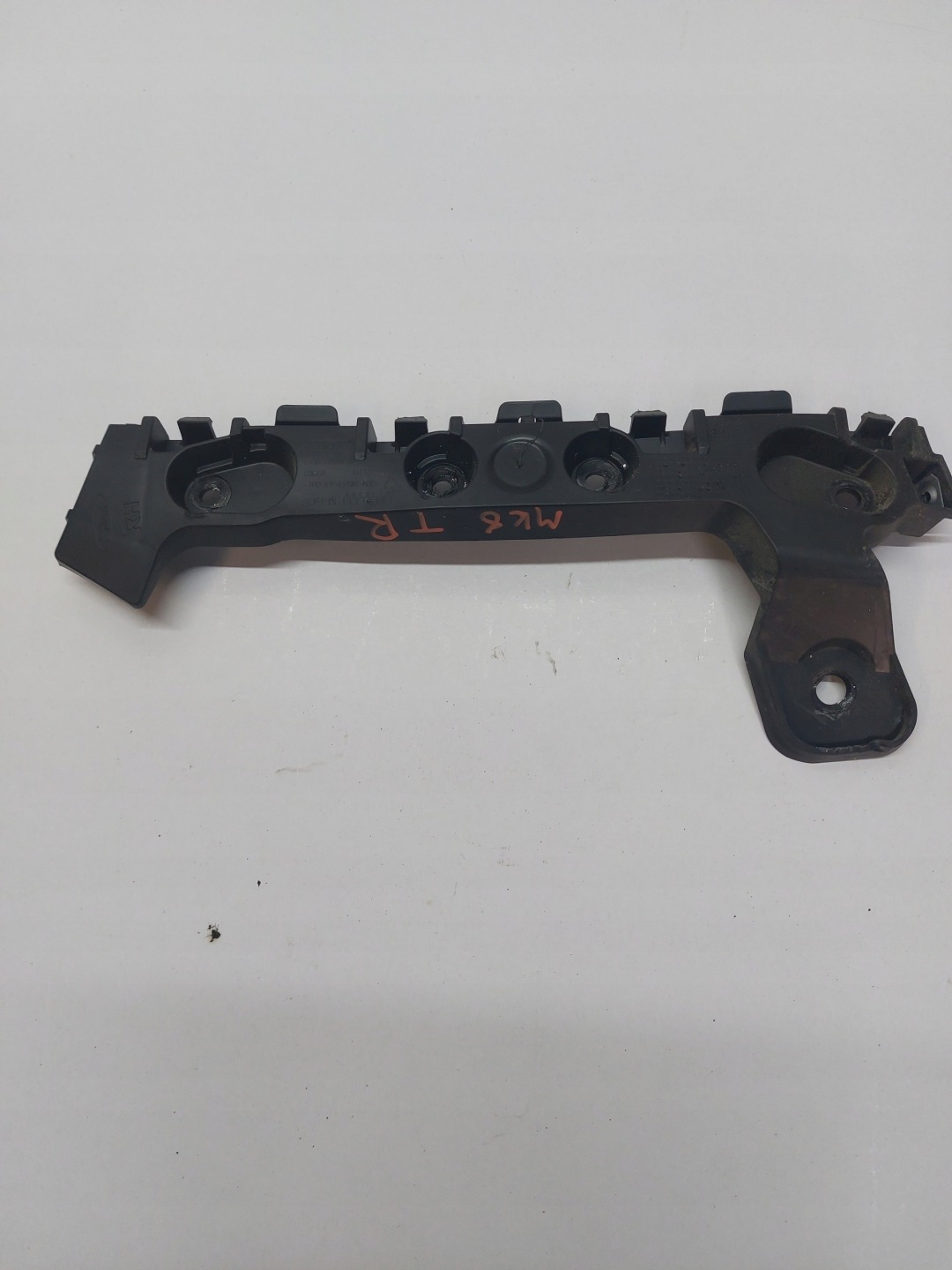 Support Support plaque Pare choc Droite Arrière FORD FIESTA MK8