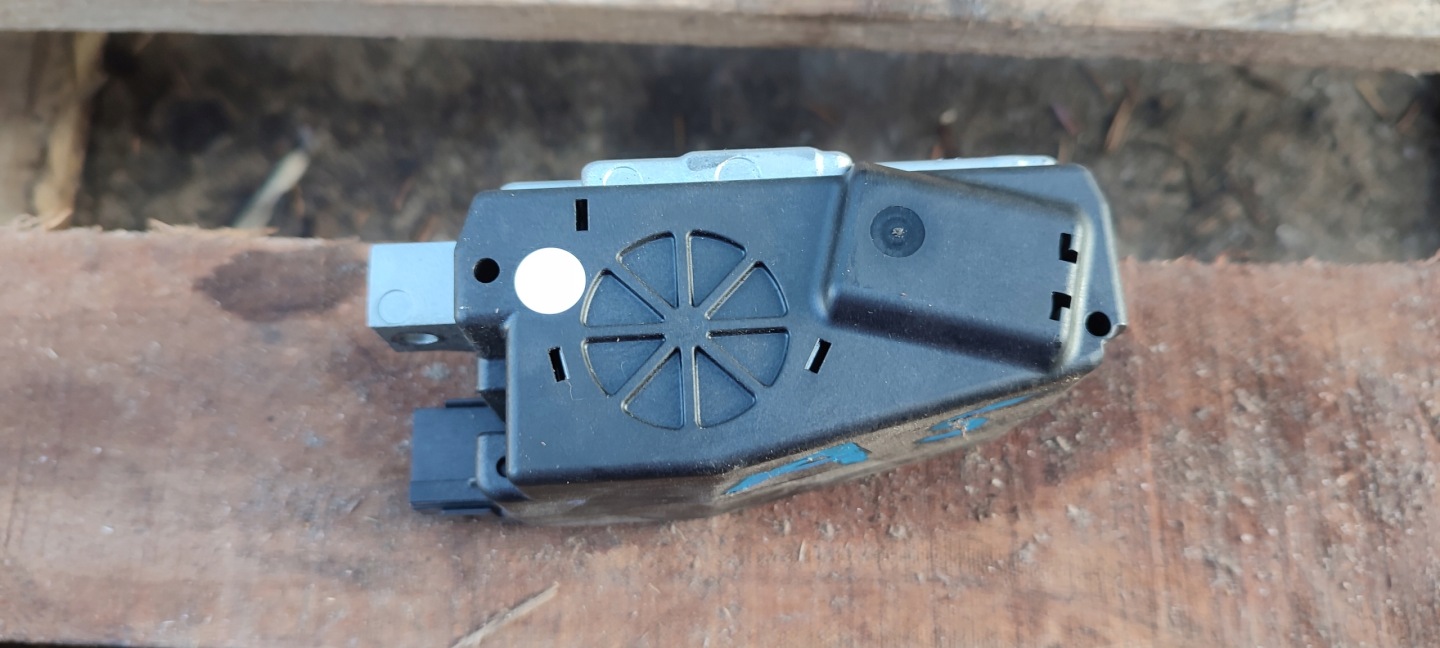 BLOKADA DES LENKRADS AUDI A4 B8 A5 8T 8K0905852E