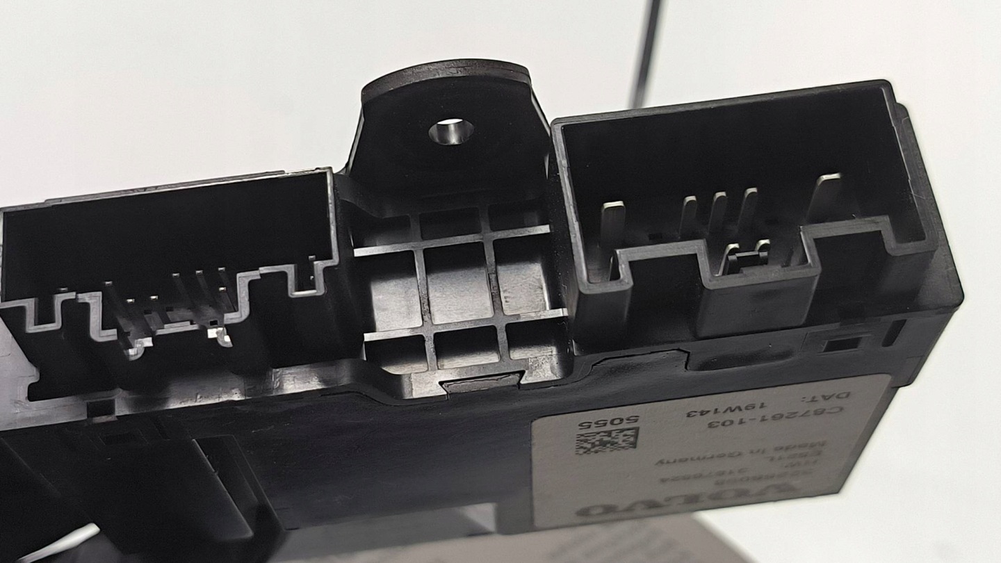 Module Arrière du capot 32256098 VOLVO V60 II