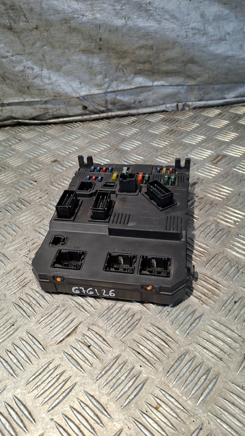 Module fusibles PEUGEOT PARTNER et 1.9D