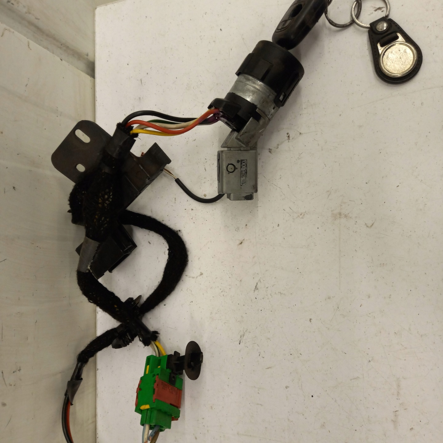 ignition Z KLUCZYKIEM PEUGEOT 307 36353100