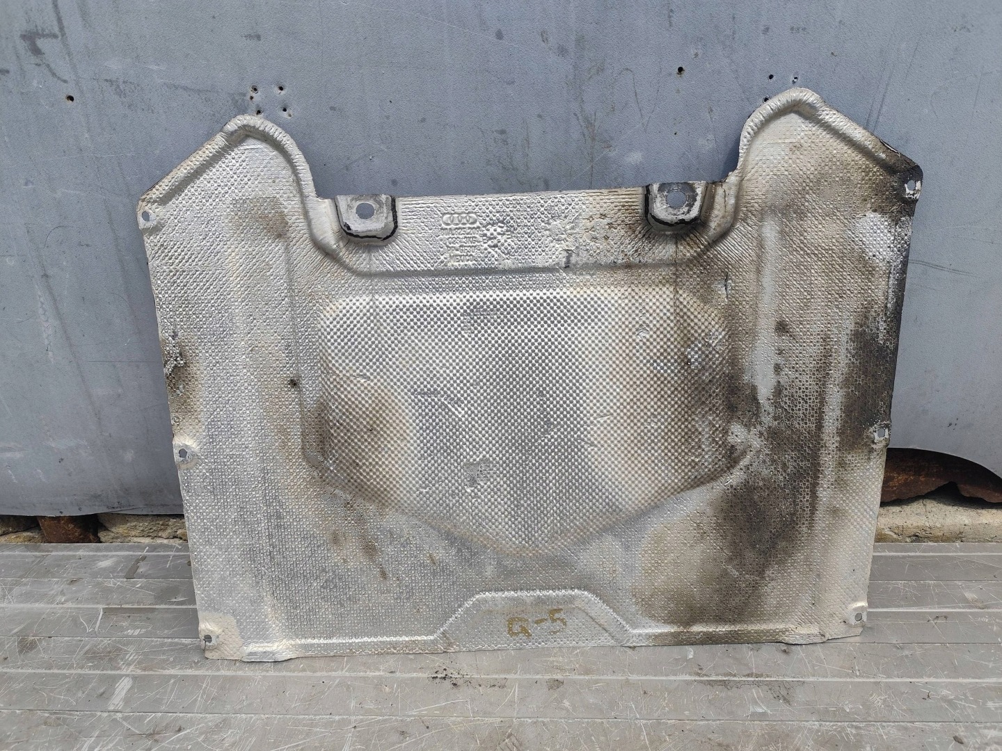 AUDI Q5 II 80A abdeckung Blende Abdeckung Unterfahrschutz 80A825209