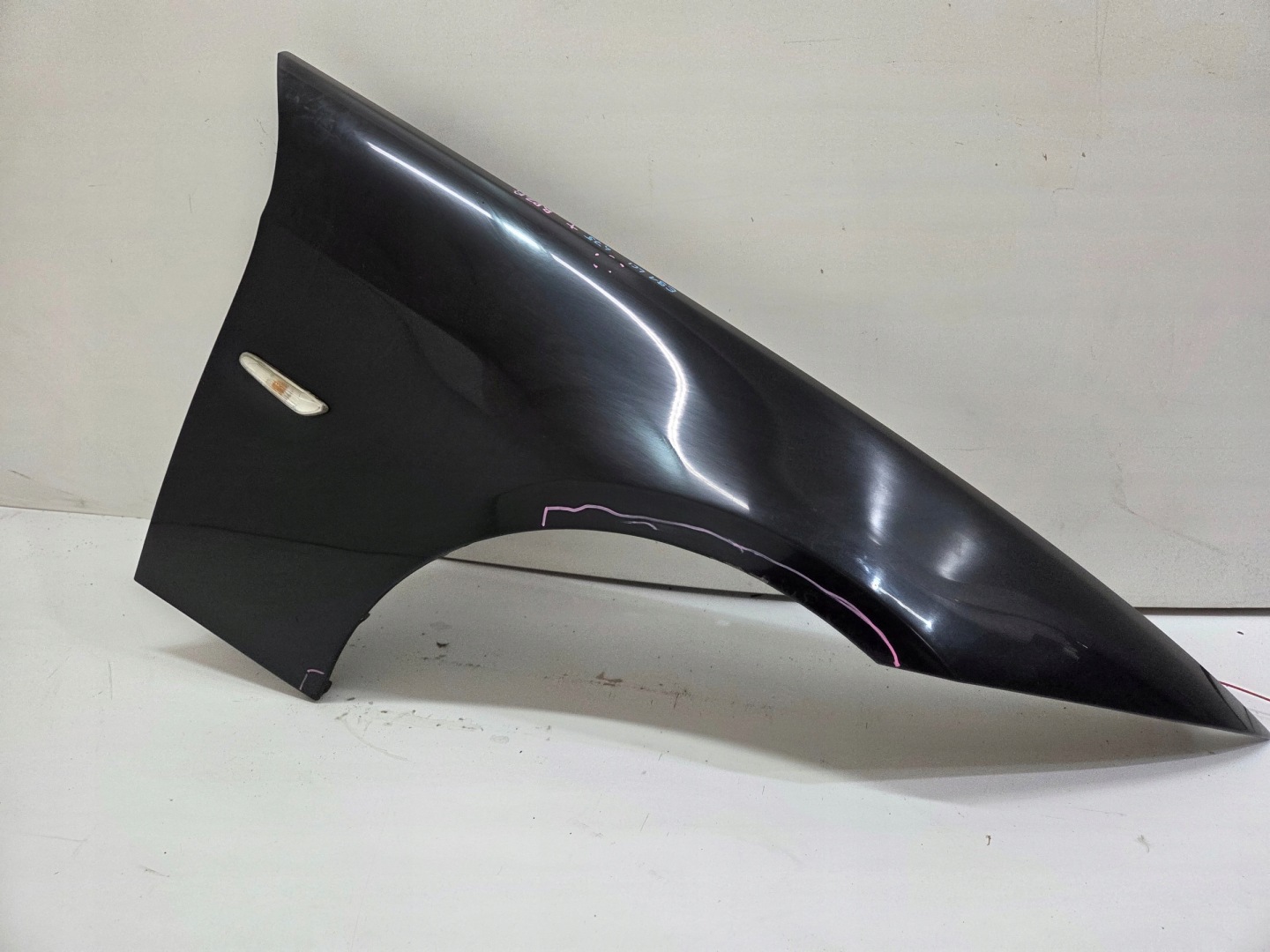 fender right front BMW E90 E91 475/9