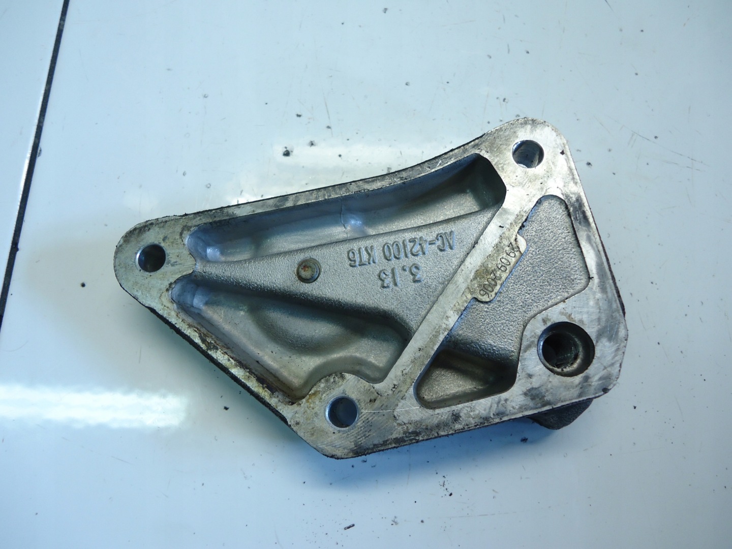 MERCEDES A KLASA W169 W245 engine mount A2662230204
