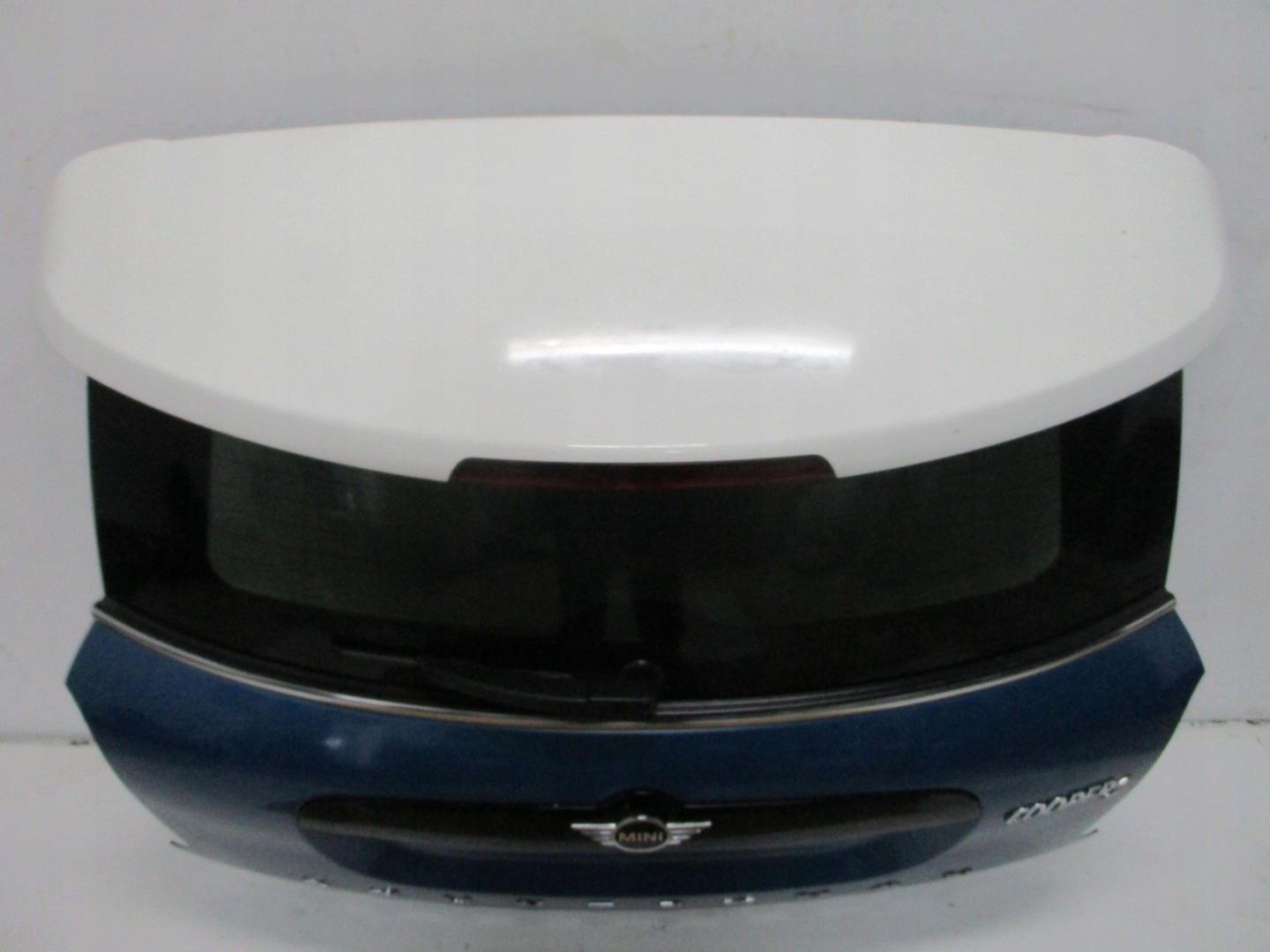 boot doors F60 MINI 19r below KAMERE