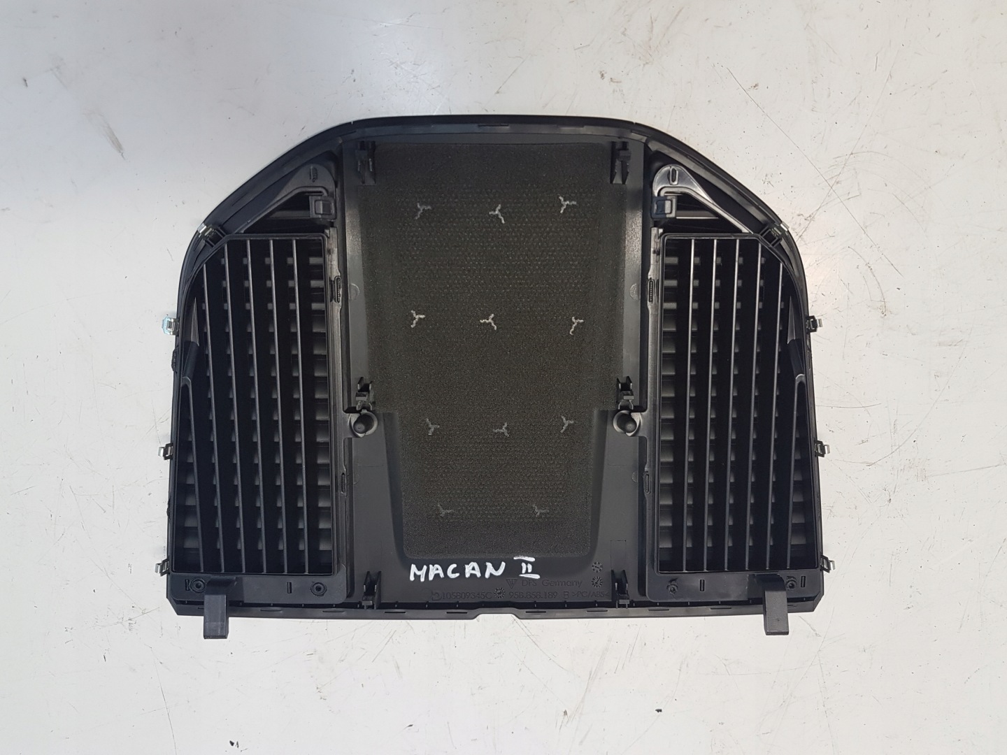 PORSCHE MACAN LIFT 95B grid kokpitu 95B858189B