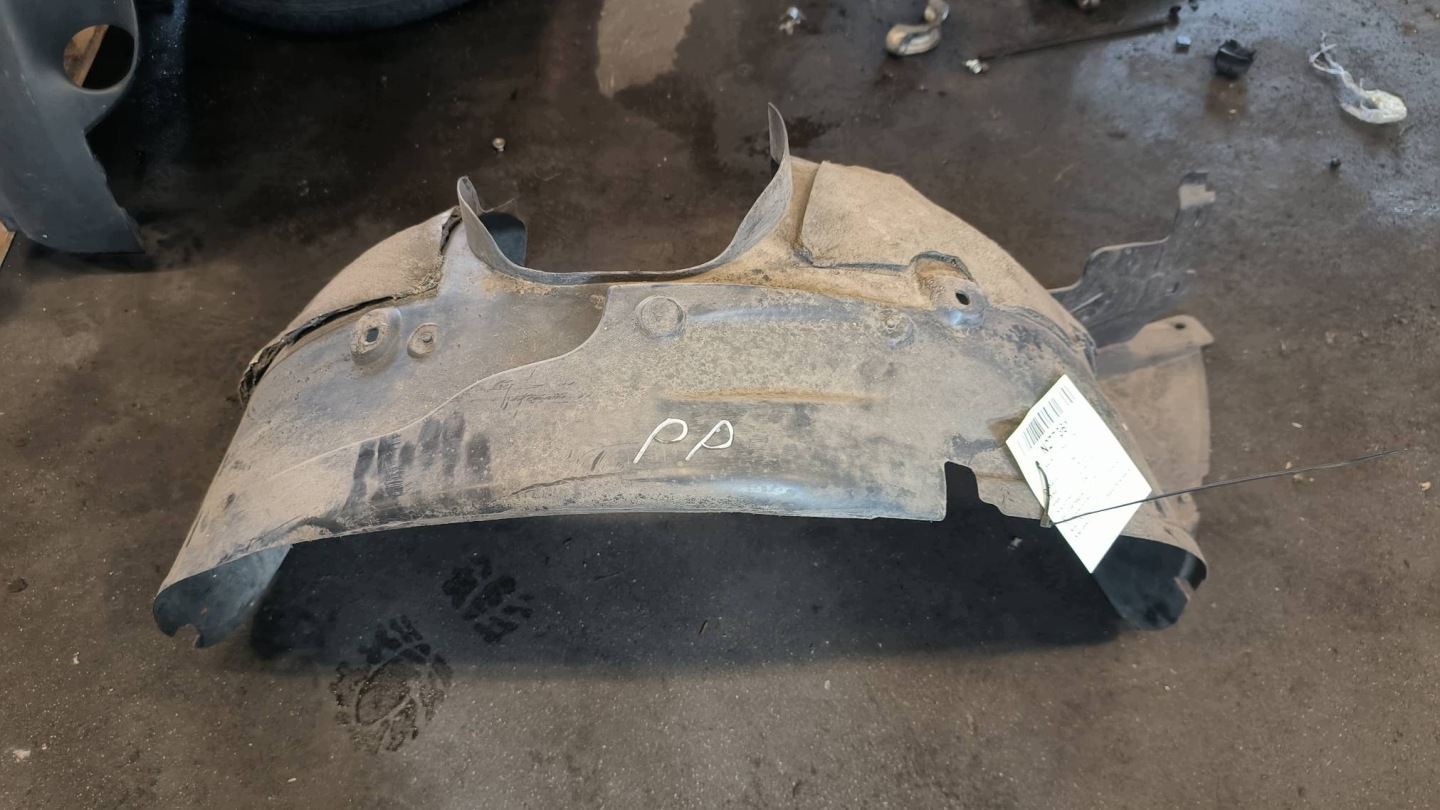 podblatník pravé předek CITROEN C4 CACTUS