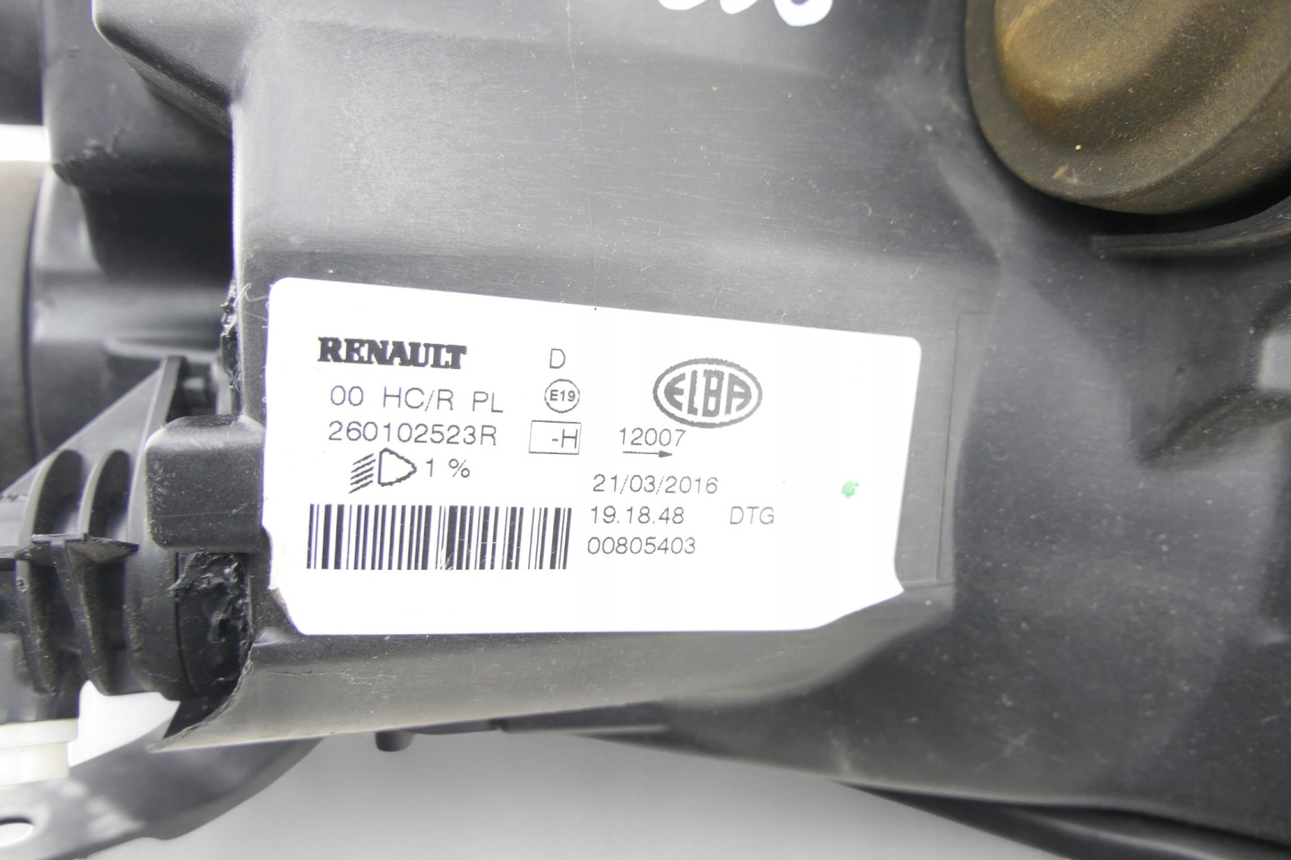light right front DACIA SANDERO II 2016r. 260102523R Anglik