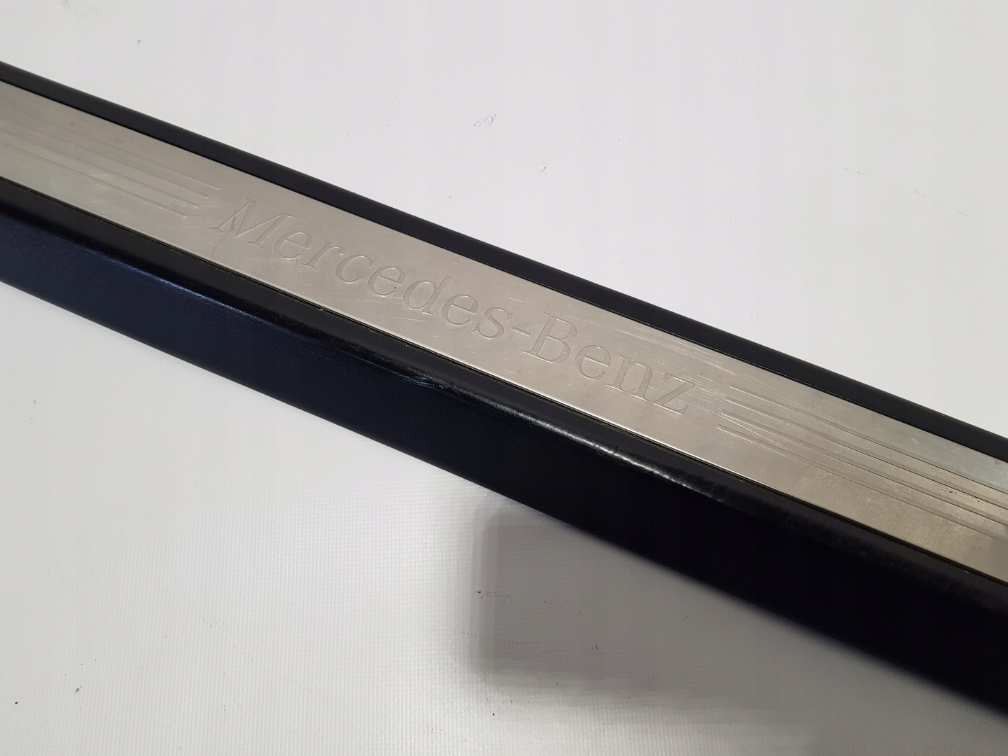 MERCEDES W207 left moulding threshold 2076800074