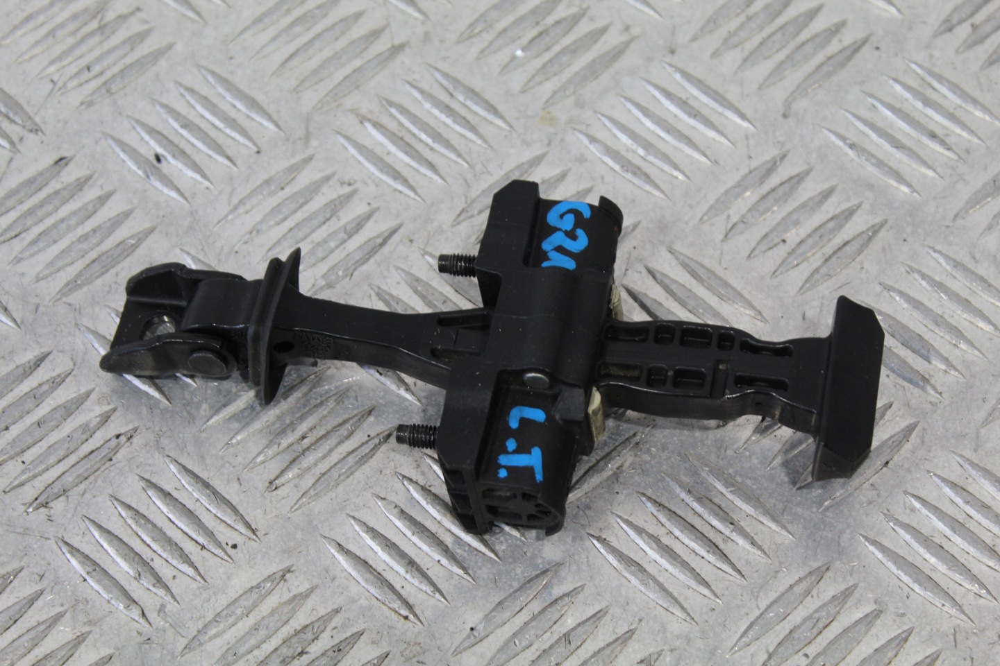 limiter door left rear part BMW 3 G20 G21