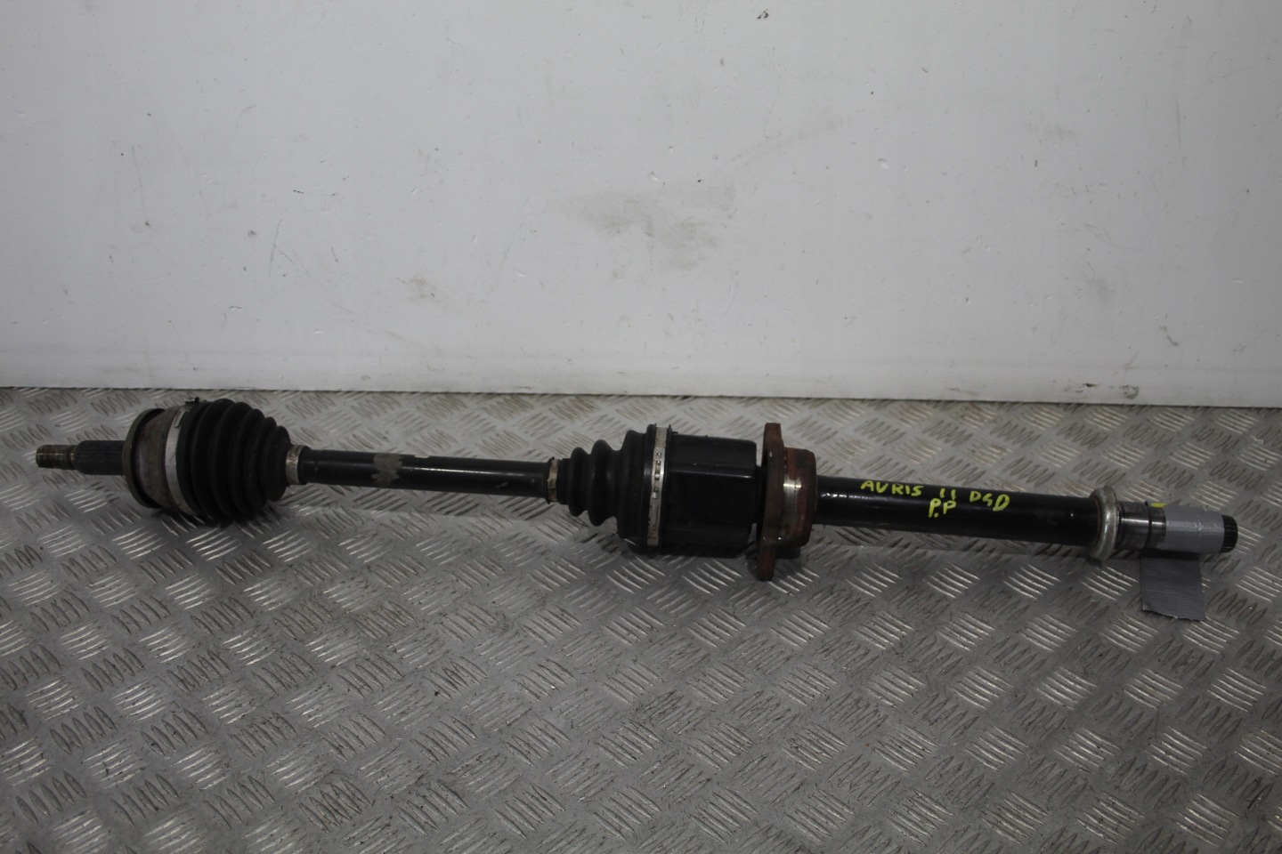 semi-axis right front TOYOTA AURIS II 2