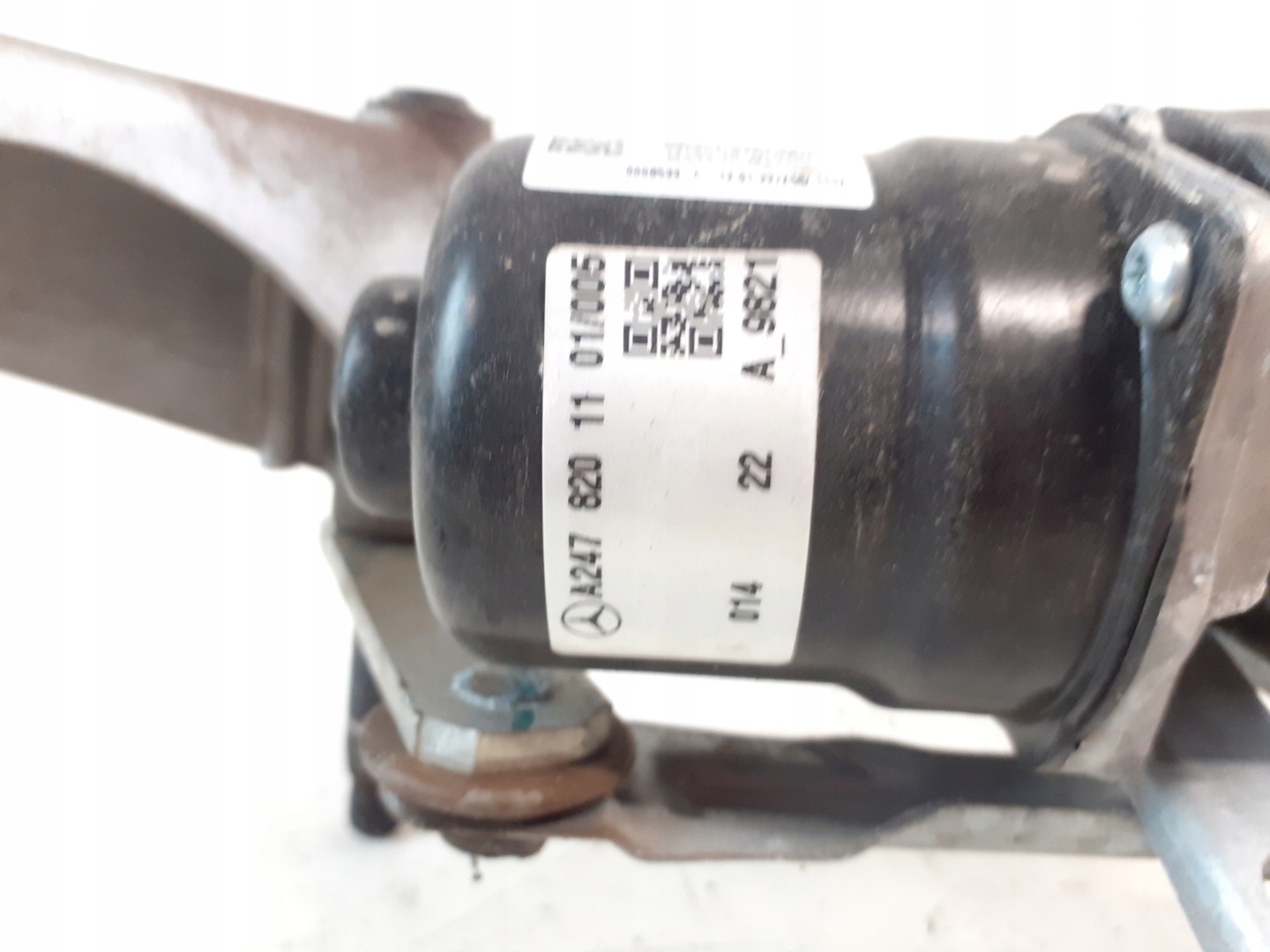 MERCEDES W247 X247 GLB wiper mechanism front