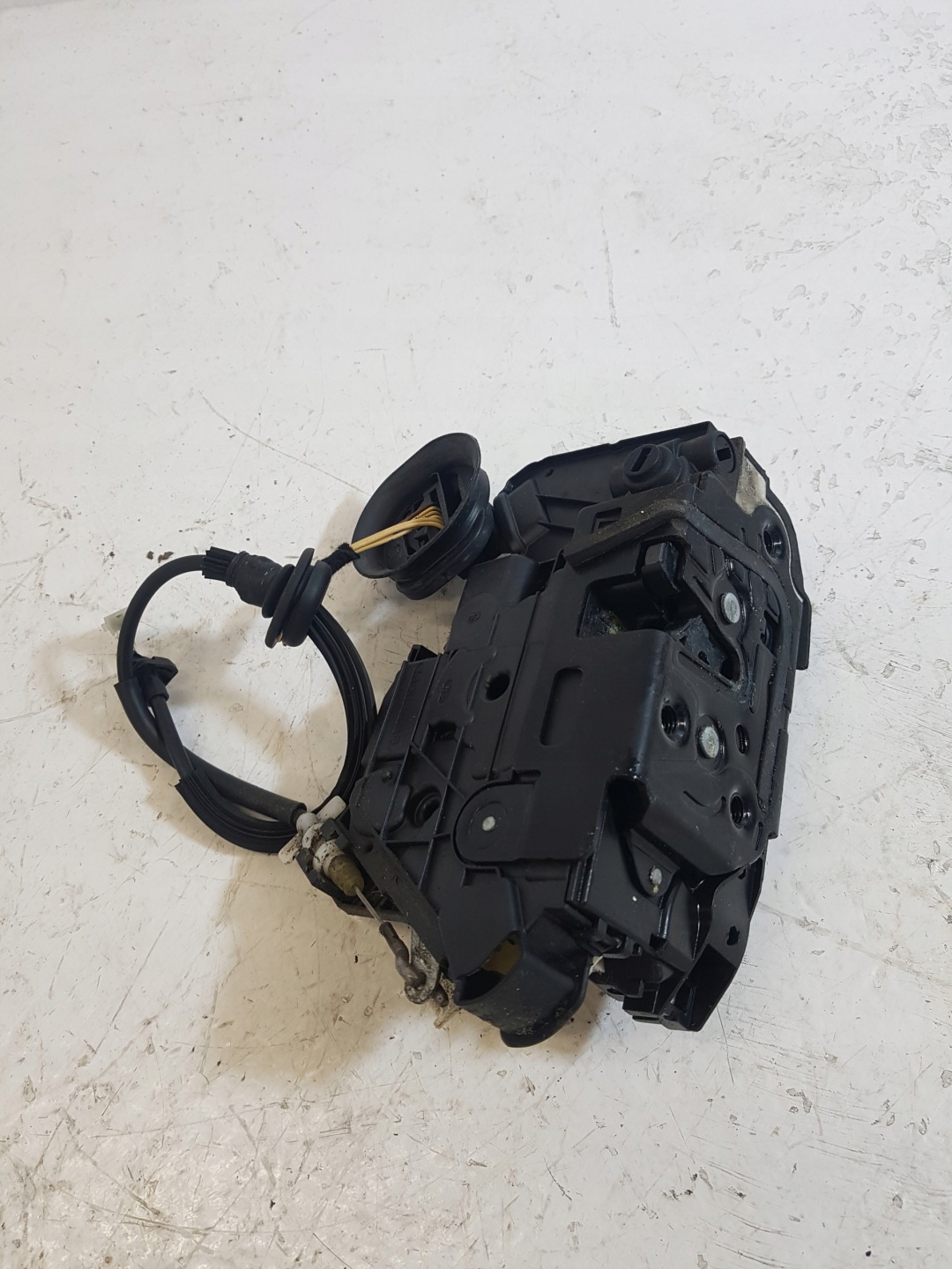 lock door CENTRALNY left rear part rear GOLF 6 5K4839016H