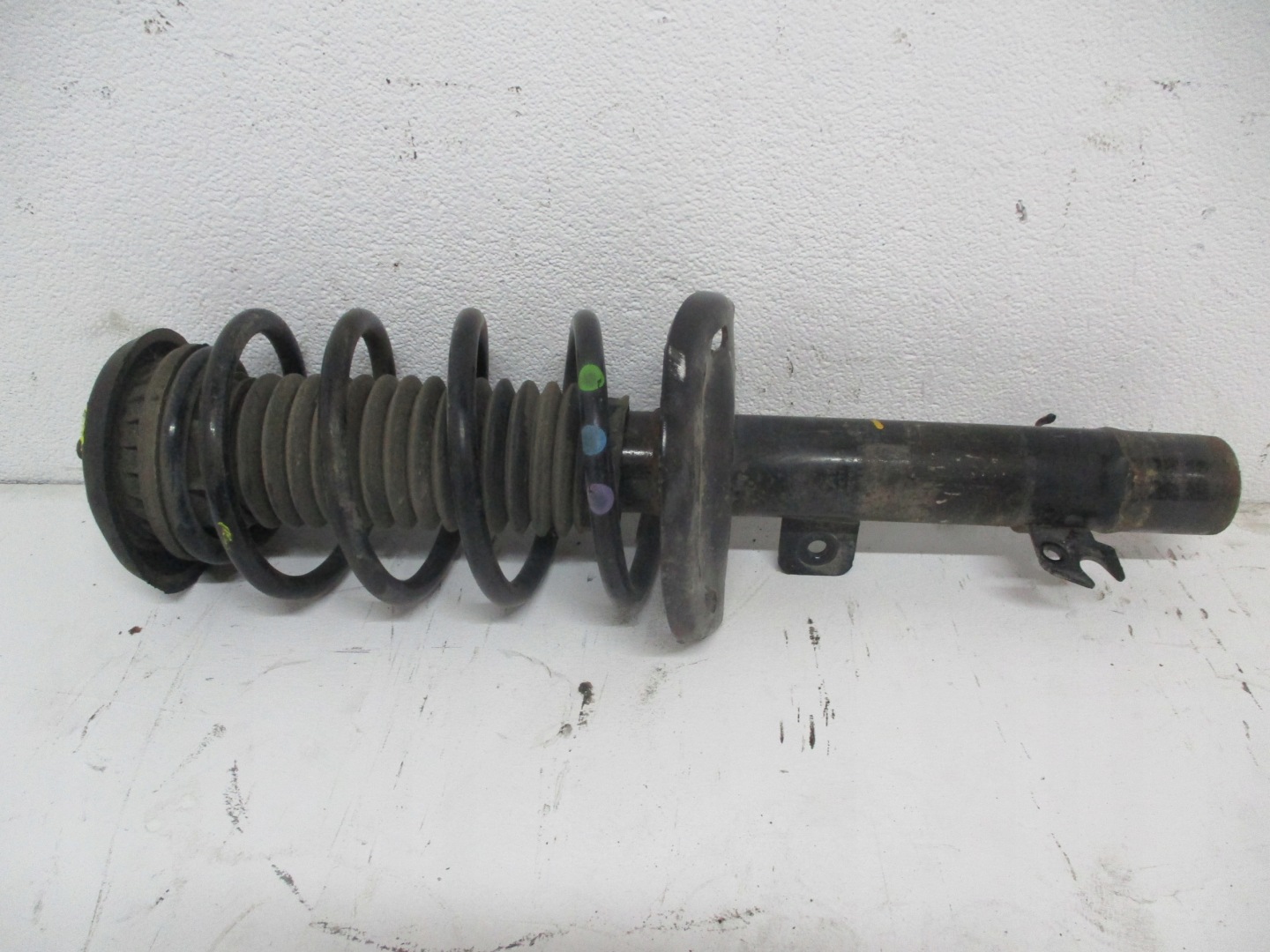 shock absorber shock absorbers AMOR PEUGEOT 2008 and 1,2THP 19r front