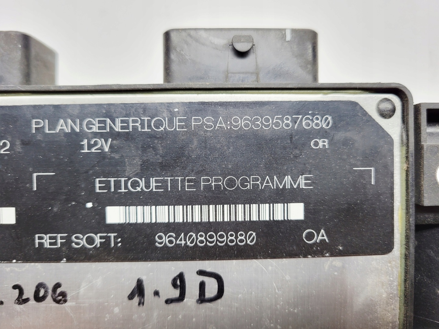 computer control unit of the engine PEUGEOT 206 1.9D 9639587680 9640899880