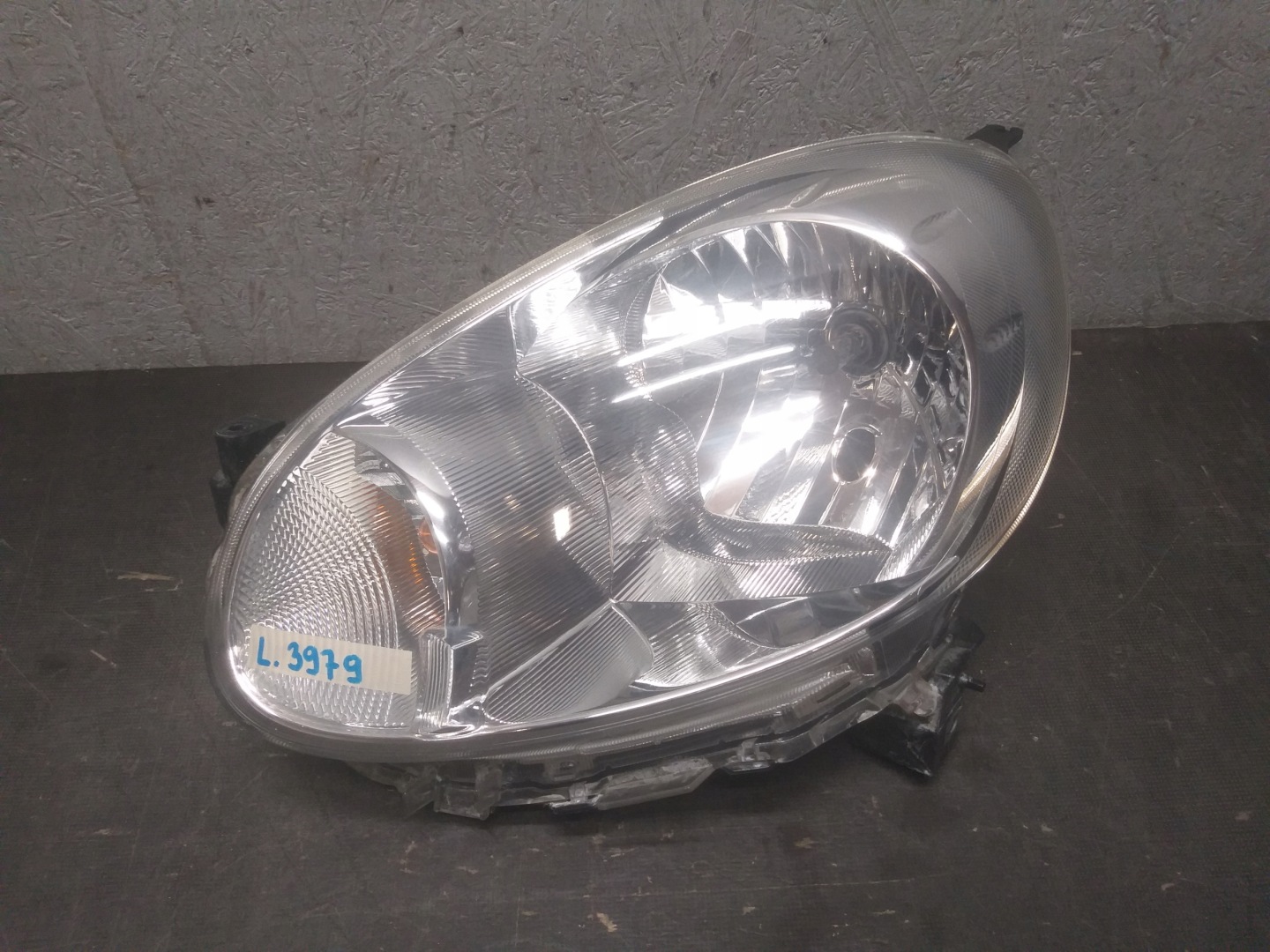 light front left NISSAN MICRA K13 10-13 26060 1HB0A