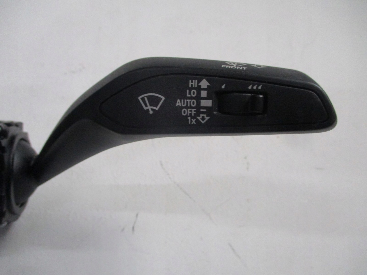 PREPÍNAČE POD VOLANT AUDI Q4 89A E-TRON 82A953521ME