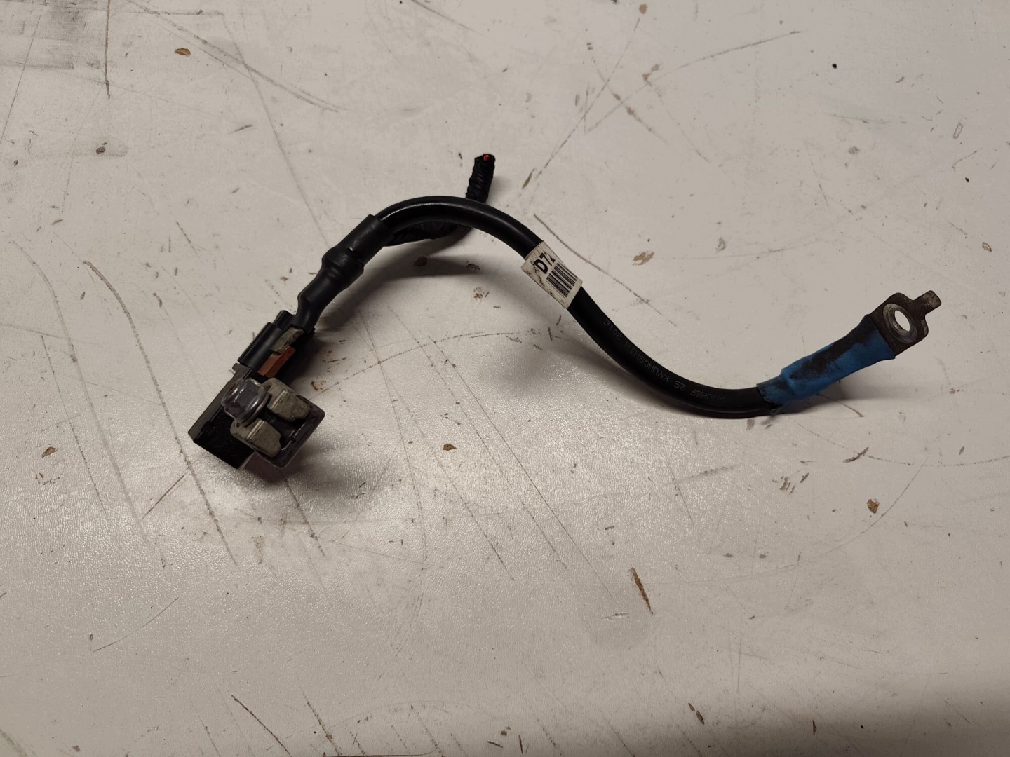HYUNDAI TUCSON II Batteriemanagement Sensor 37180-D7200 2.0 CRDI 15-20