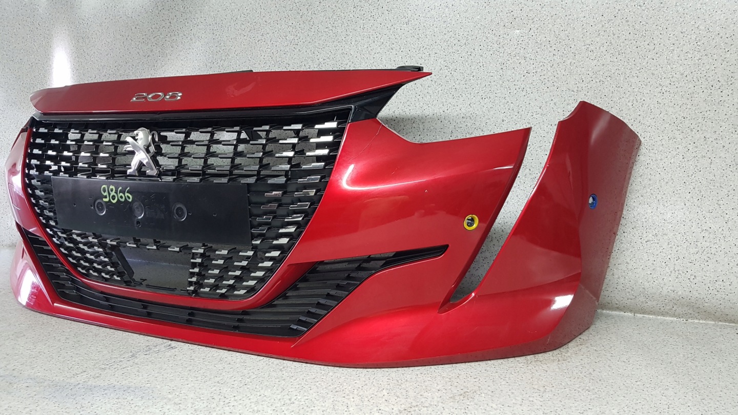 PEUGEOT 208 II 2019 - bumper front 9866