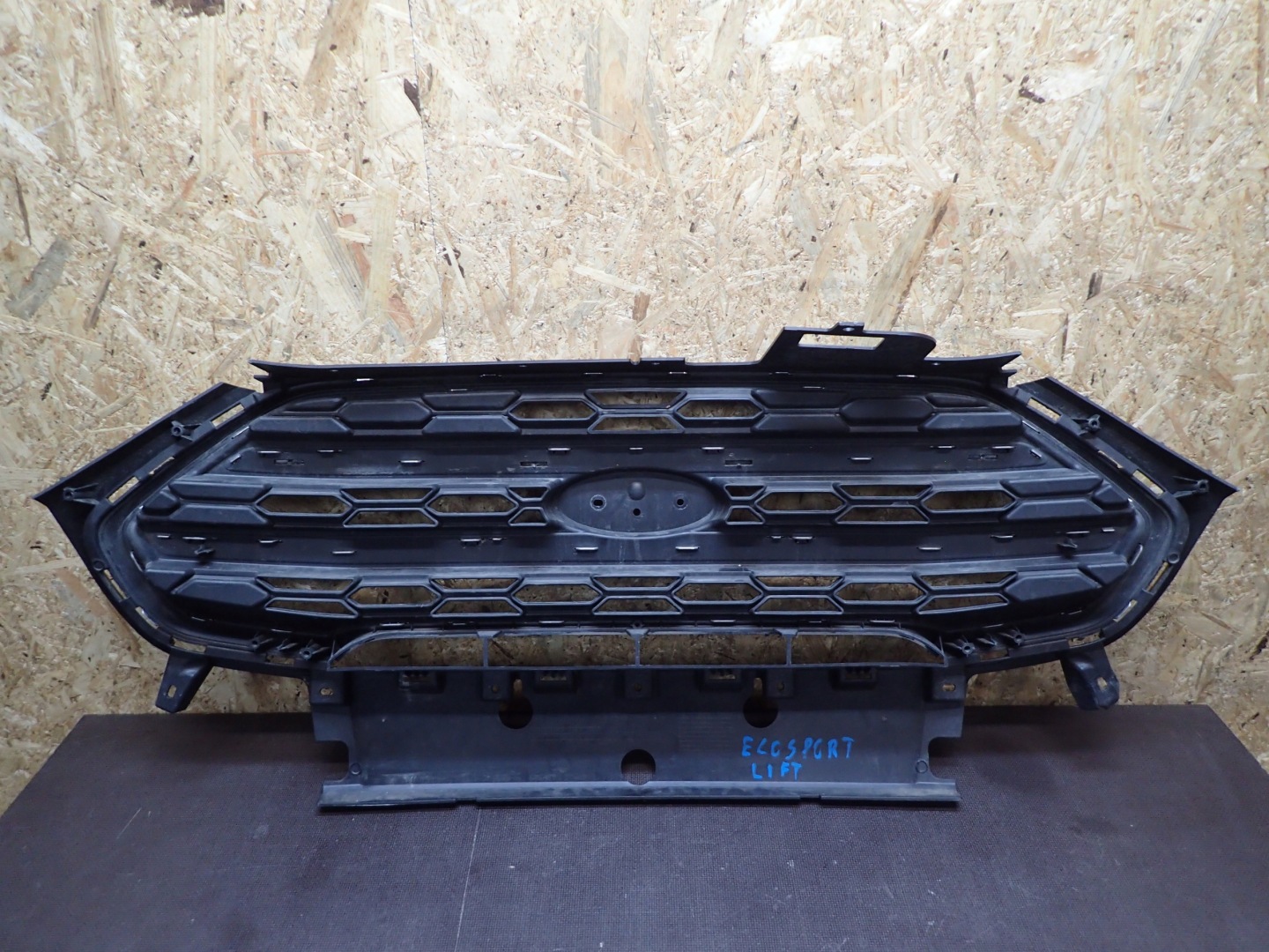 Grille FORD ECOSPORT LIFT