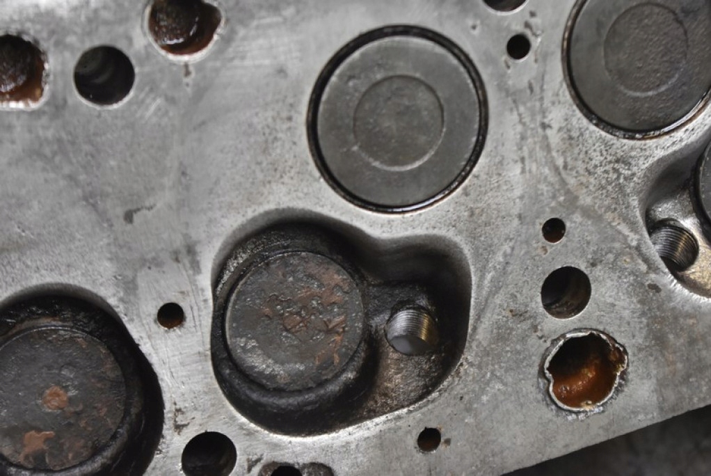 engine BLOK crank head. M180V MERCEDES 220SE W111 2.2 110 KM