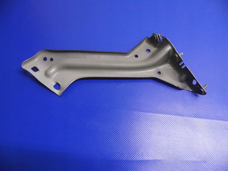 Support plaque Console Aile Gauche Avant AUDI Q5 8R 08-16R