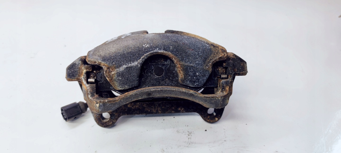 caliper brake JARZMO right front AUDI Q3 8U