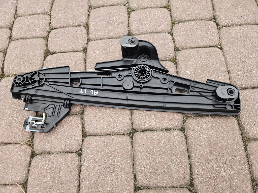 window regulator mechanism rear part rear left HB OPEL ASTRA L 6 VI