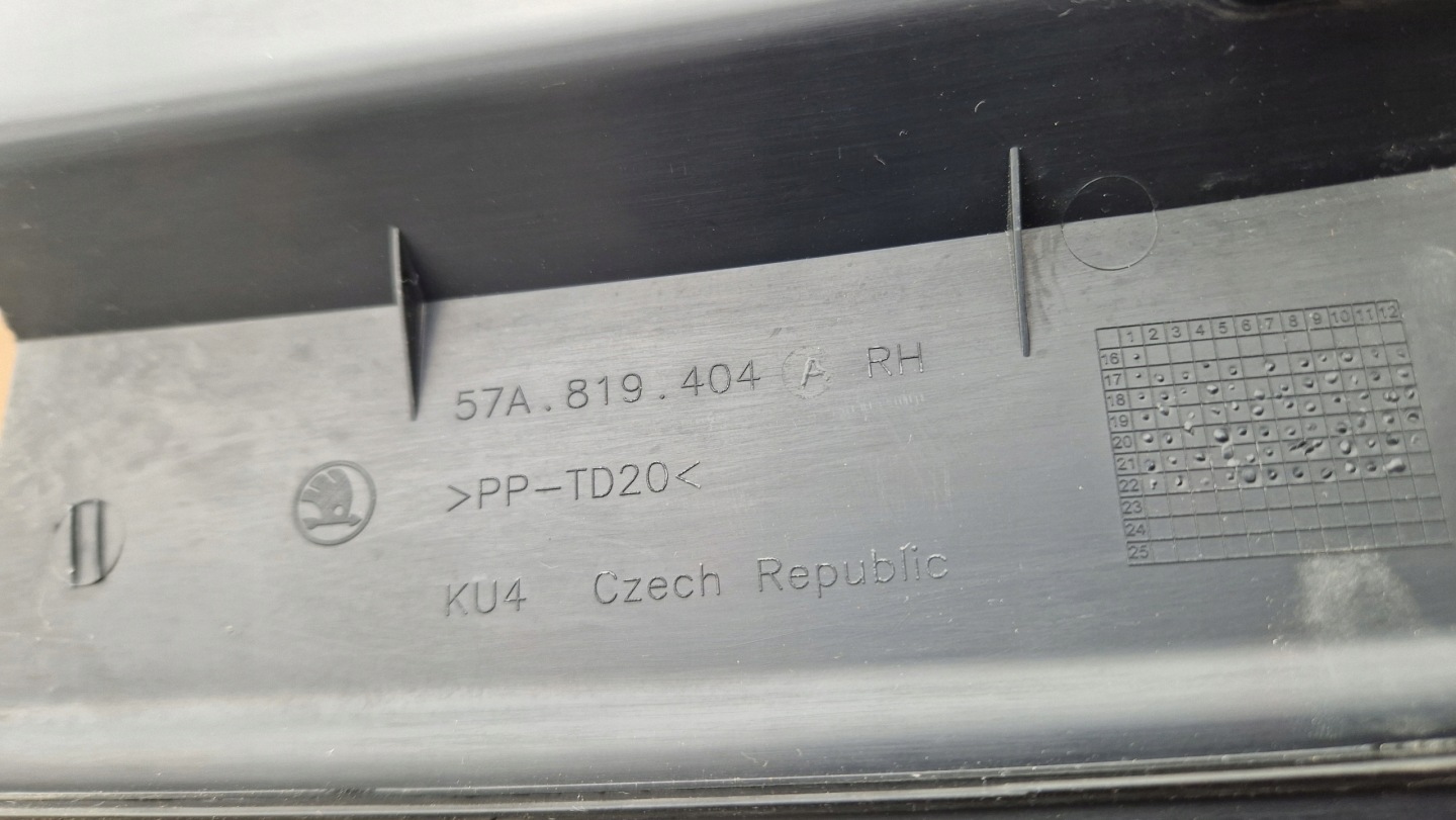 torpedo SKODA KAROQ 57A819404A right as new original
