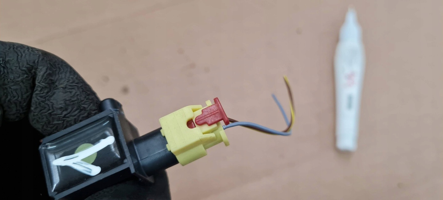 Q3 83A Crashsensor Drucksensor UDERZENIOWY Connector Contact 5Q0959651B