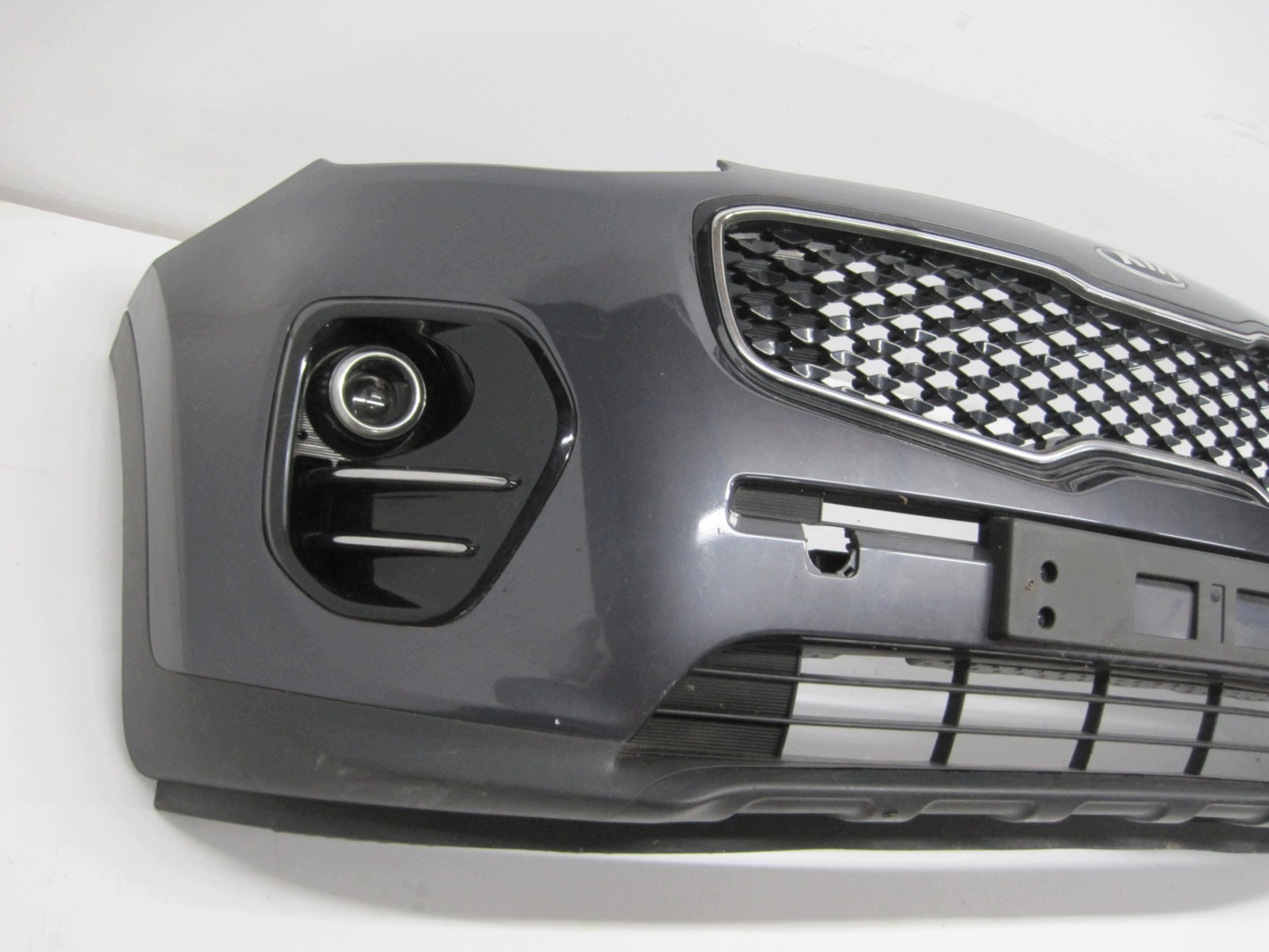front bumper KIA SPORTAGE IV 17R front