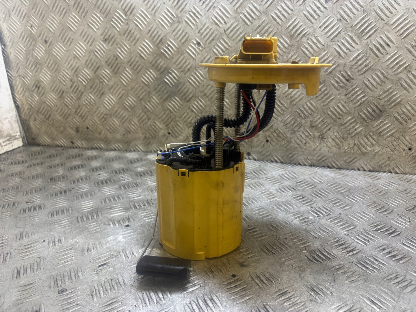 feed pump Z tanks OPEL ASTRA J 13503108A