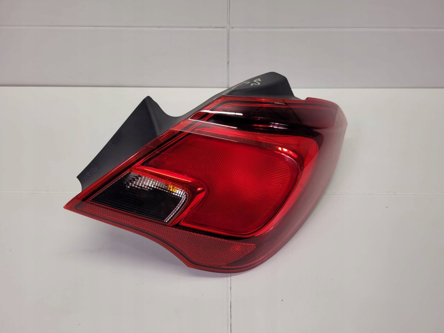 light rear right side Opel Corsa E 2016 460034366