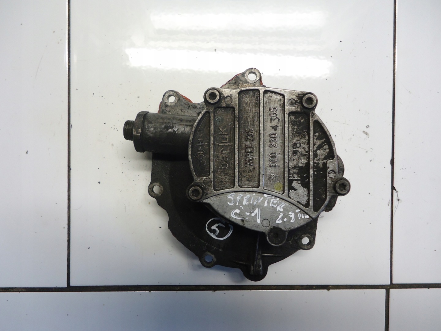 MERCEDES VITO VIANO SPRINTER 2.9 Pompa VACUM 0002304365