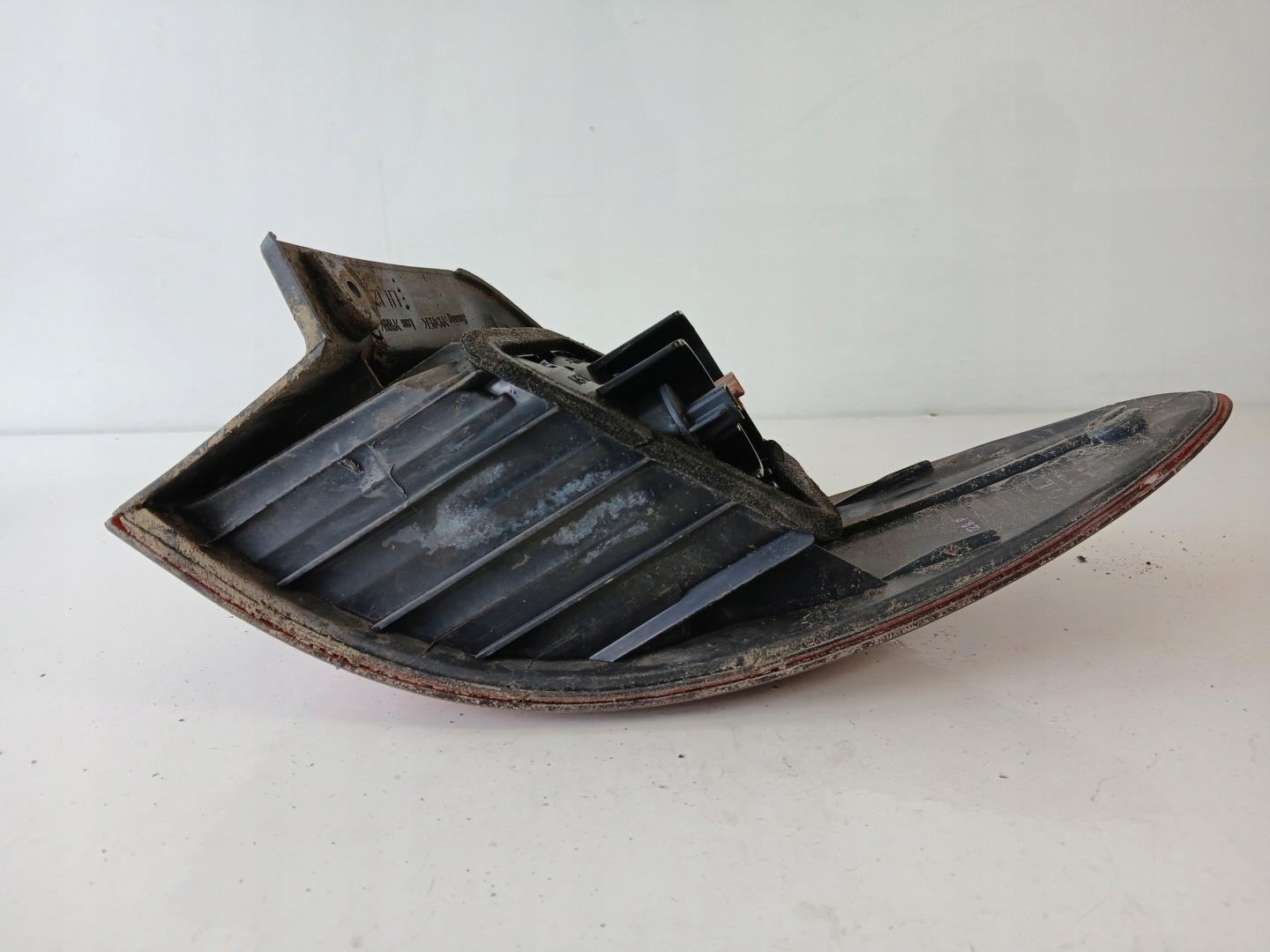 TOYOTA PREVIA II light left rear part