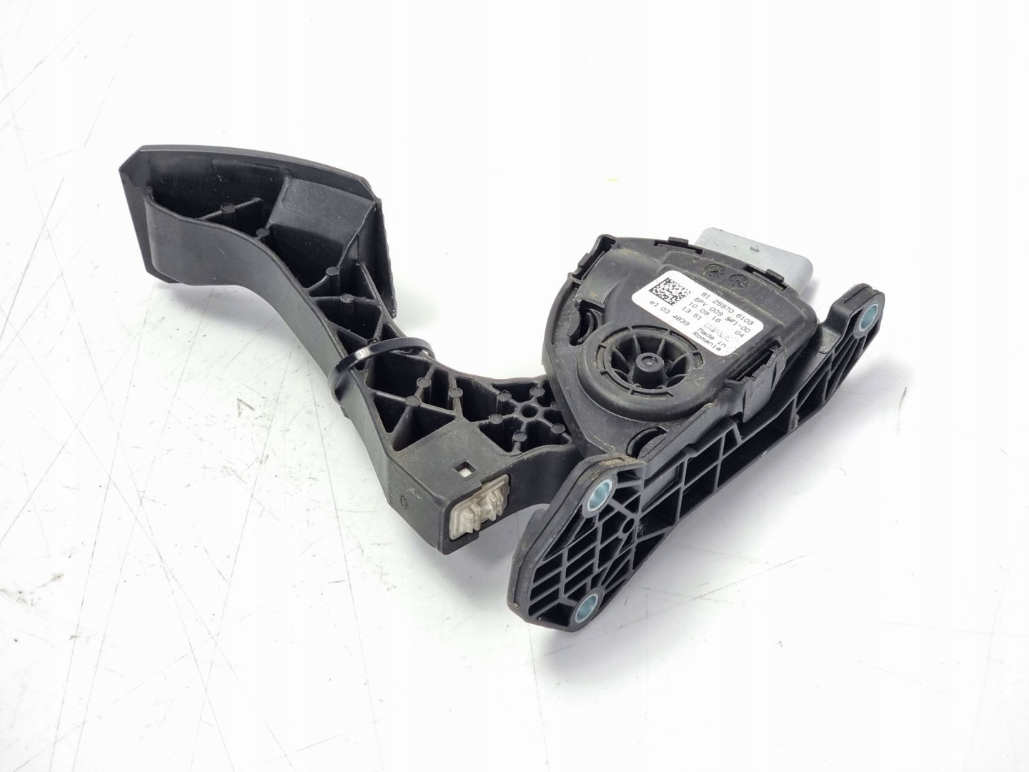 PEDAL 81.25970.6103 MAN TGX 18.440