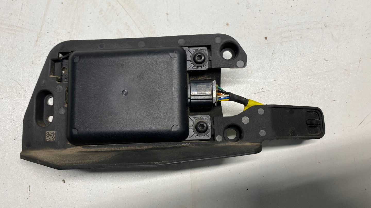 KIA STONIC RADAR sensor MARTWEGO POLA SENSOR left rear part 17-24